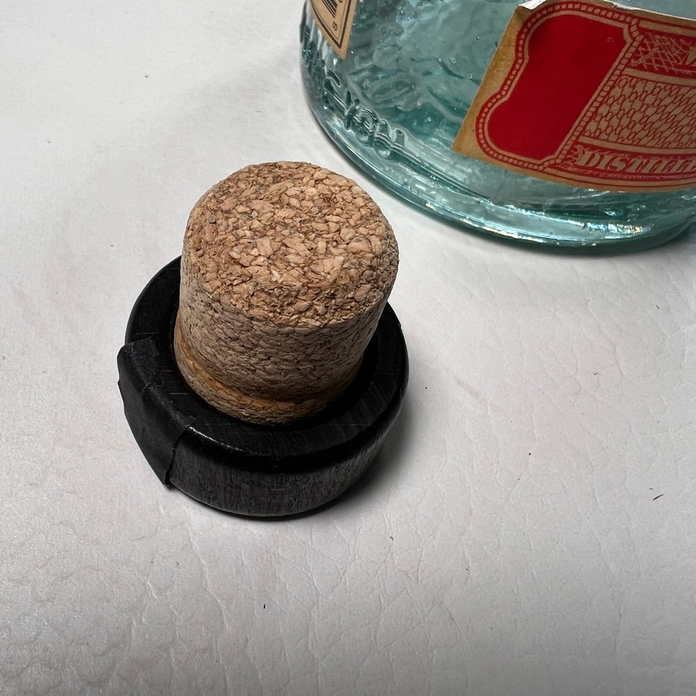 Pair of Meili Vodka Empty Bottle Jason Momoa Recycled Glass Green Montana Spirit - Picture 9 of 11